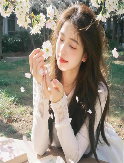 神马影片_爸爸夺走女儿初期的高清视频_午夜巴黎电影免费观看